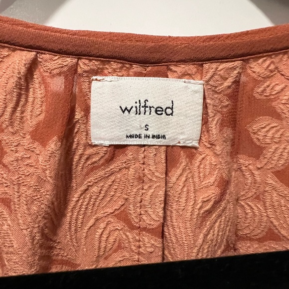 Aritzia peplum blouse - Picture 5 of 8